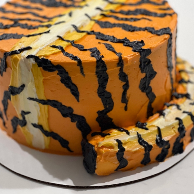 Image of cake that looks like a tiger